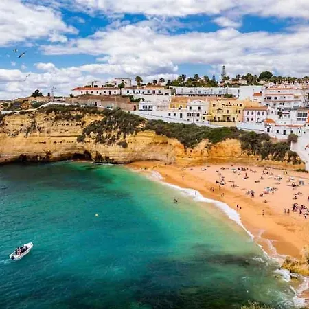 Belavista - Moradia Familias Ferienhaus *