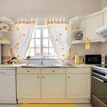 Belavista - Moradia Familias Feriehus *