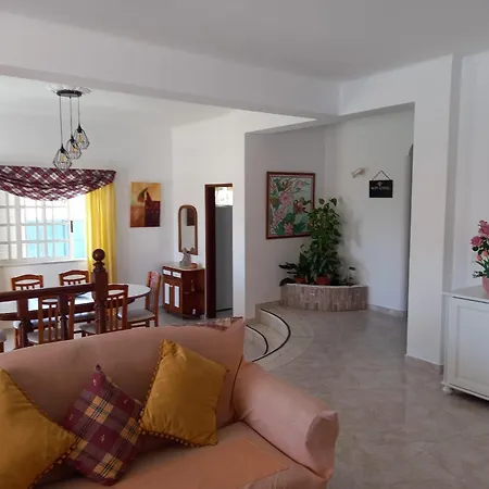 Belavista - Moradia Familias Ferienhaus *