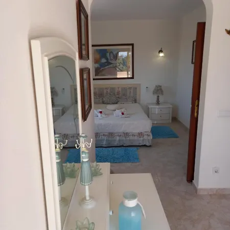 Belavista - Moradia Familias Ferienhaus