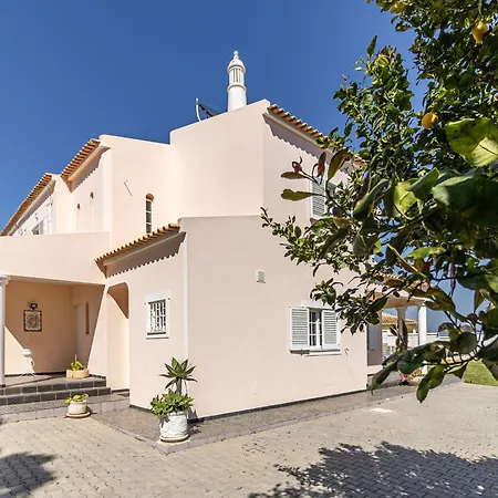 Belavista - Moradia Familias Albufeira