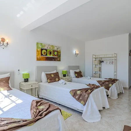 Vakantiehuis Belavista - Moradia Familias *